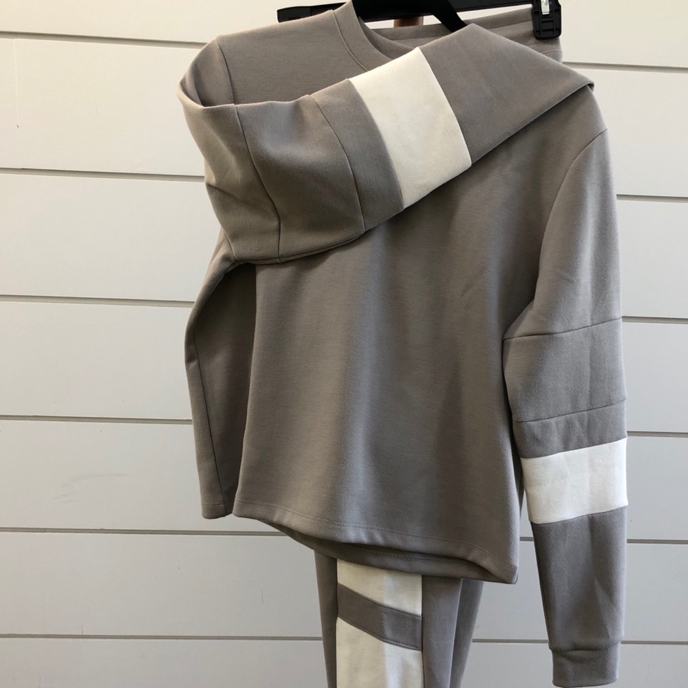 Onzie sweatsuit